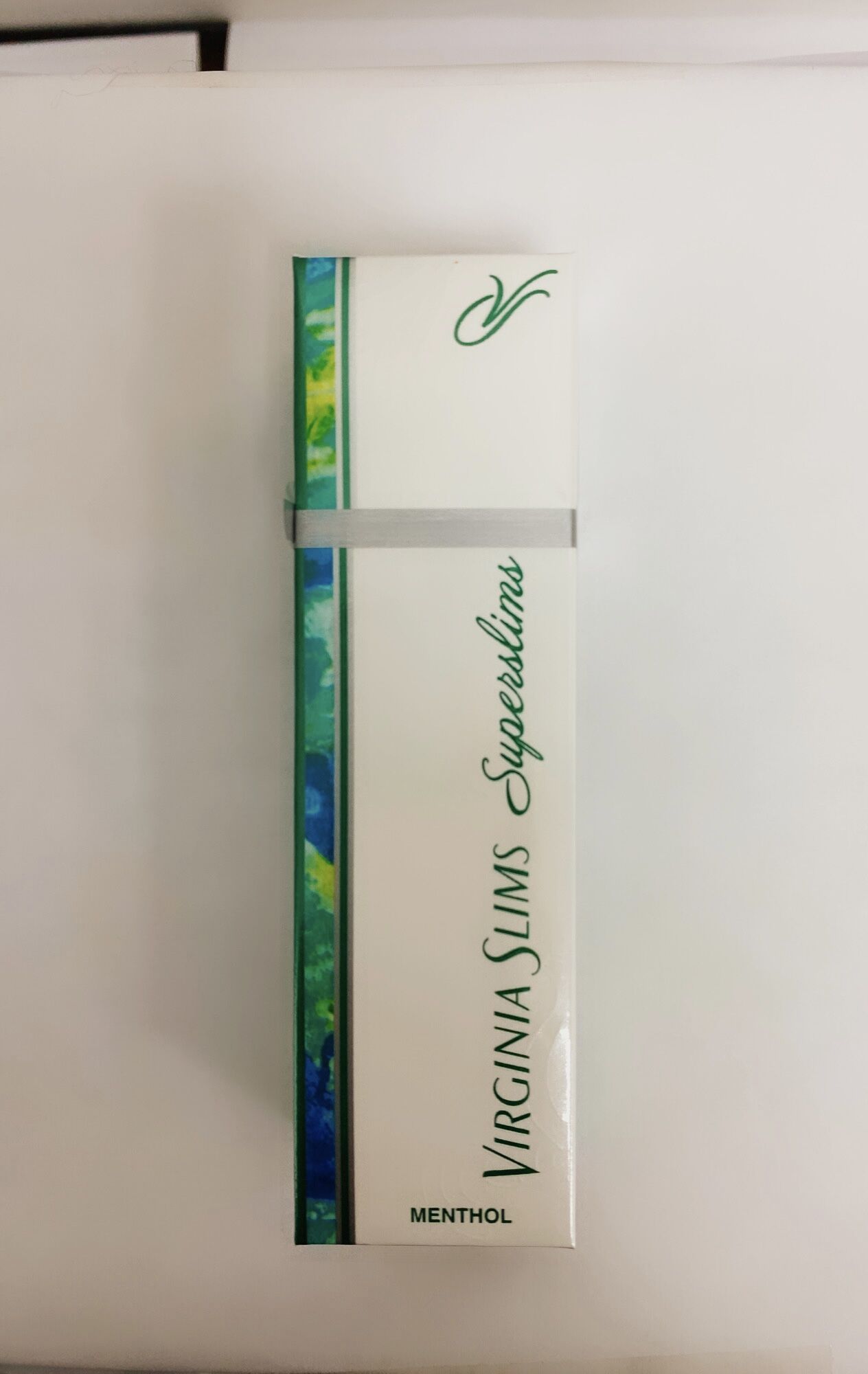 what are super slim cigarettes VIRGINIA SLIM SUPER SLIM MENTHOL (GREEN)